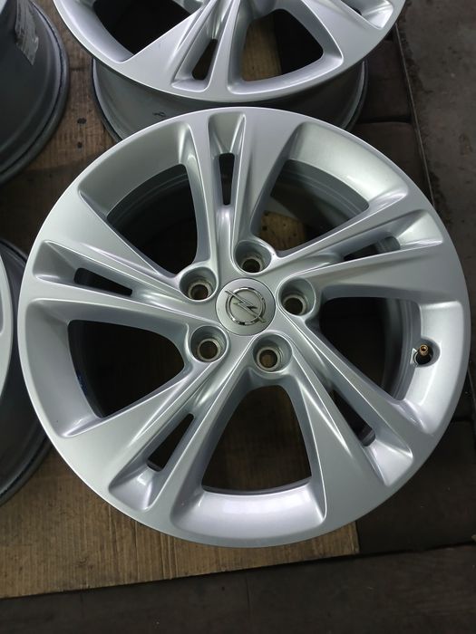 Felgi Aluminiowe Opel 5x108 7j16 et 44 CH 65 oryg Granland itp