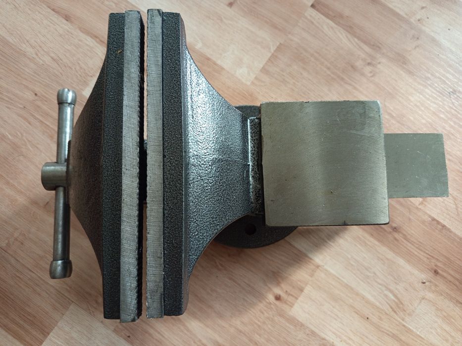 Imadło 200mm stałe ślusarskie