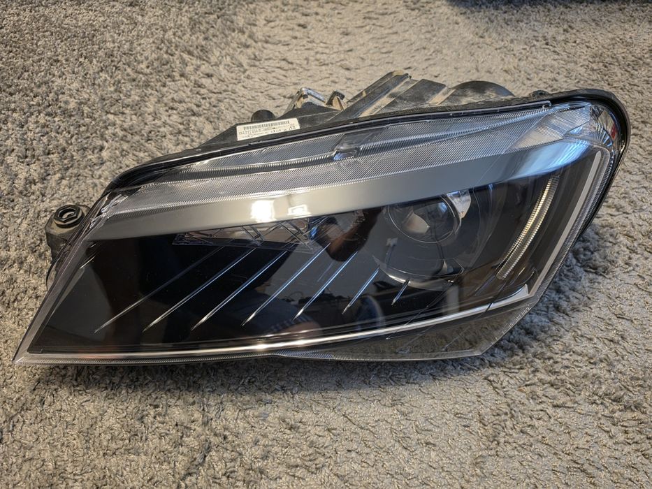 Lampy Skoda Superb3
