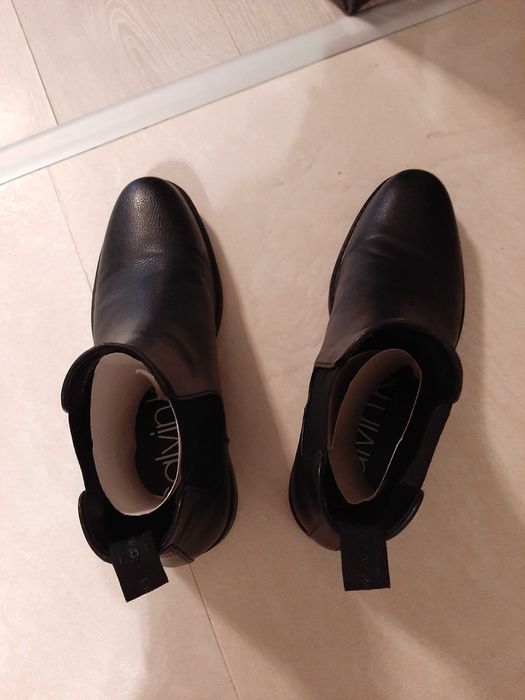 Sztyblety Calvin Klein. Skóra 44