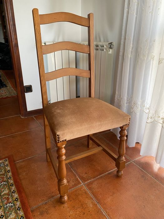 Cadeias jantar madeira