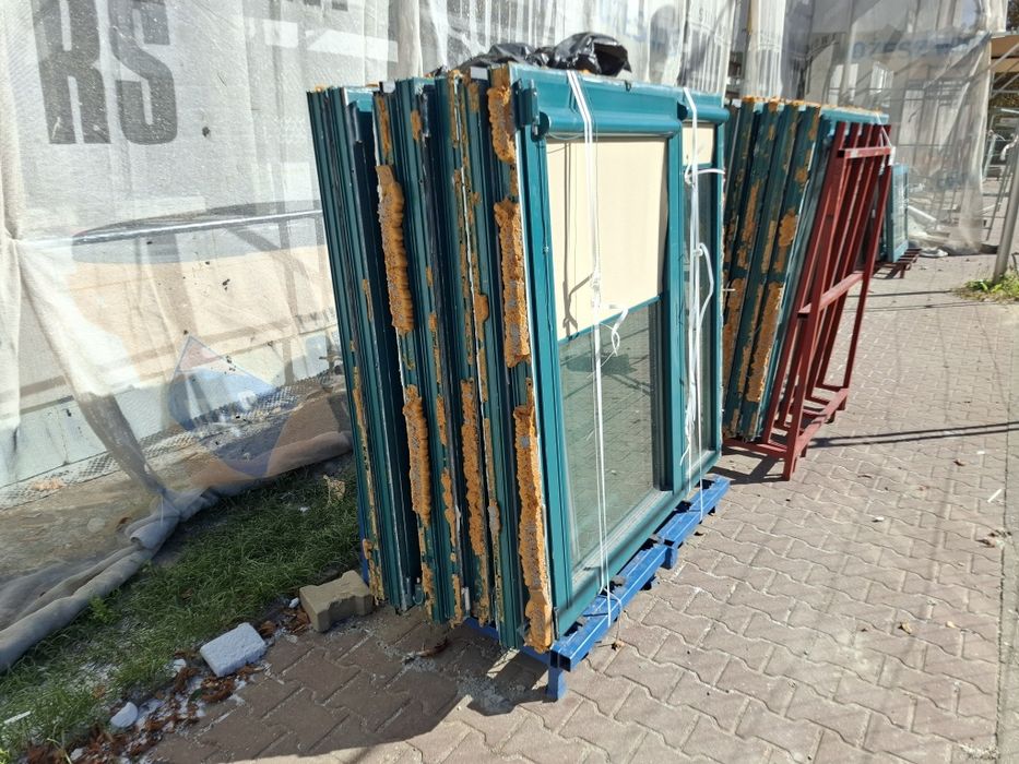 Sprzedam okno / okna aluminiowe 150x150