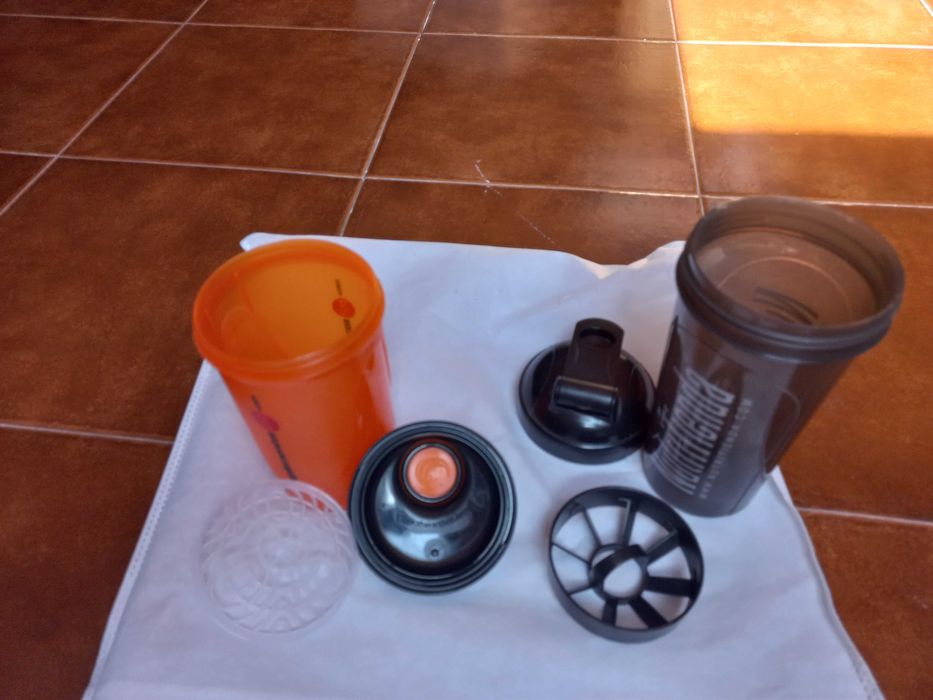 Bidão termico Polisport 500ml e Shakeres 700ml