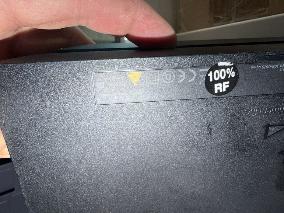 Ps4 500gb dwa pady +gra