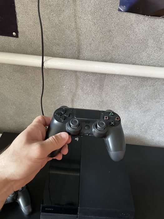 ‼️ PS 4 500gb + 2 джойстика ‼️ не ps4 pro slim