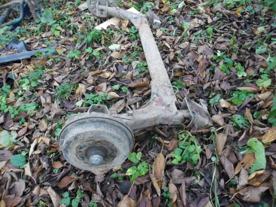 Задня балка Ауді 80 б4 Пассат б2 Гольф 3 Венто Нубіра