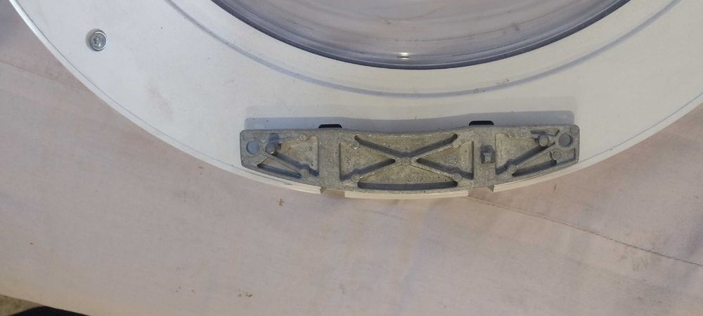 Продам двери люк стиральной машины Bosch