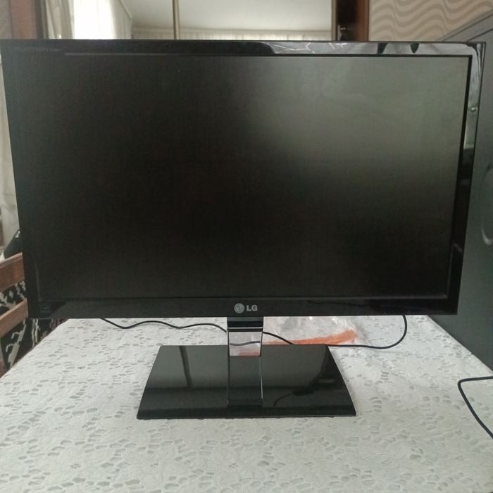 монiтор LG новий
