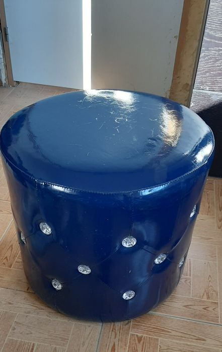 Pouf azul como novo