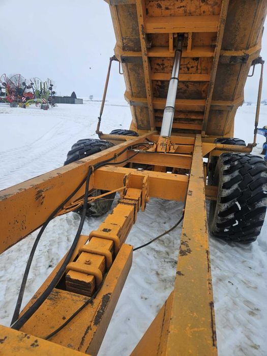 Przyczepa skorupowa Rolland Turbo 13 STAN IDEALNY!
