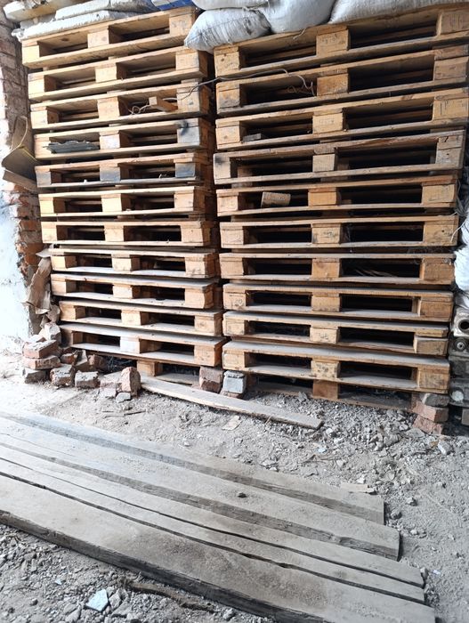 Палети піддони                 і