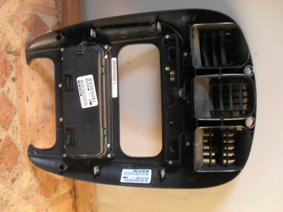 Panel klimatyzacji ramka chrysler voyager 4