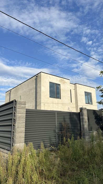 Будинок з бомбосховищем під  Киівом  Ціна нижча собівартості