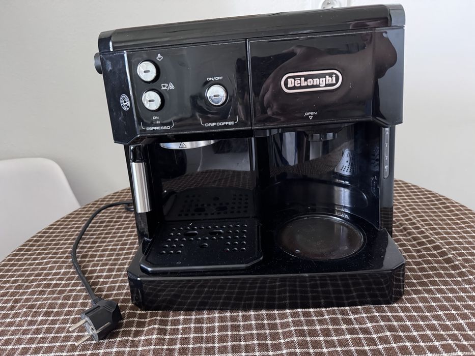 De’Longhi BCO411.B – espresso działa (przelewowy nie rusza)