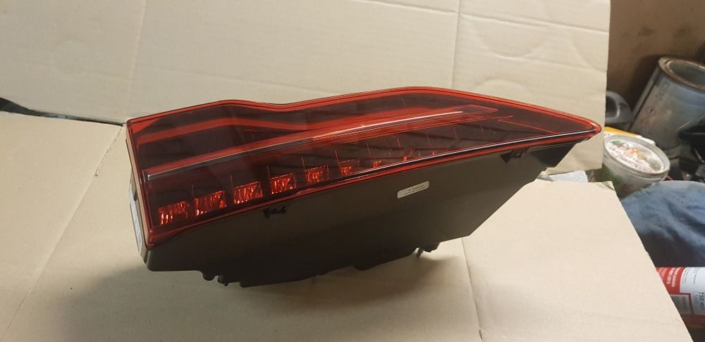 Jaguar l-pace prawa tylna lampa Led