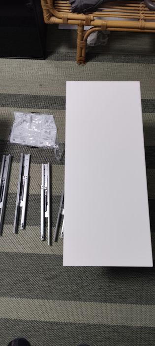Gavetas brancas IKEA para móvel Besta