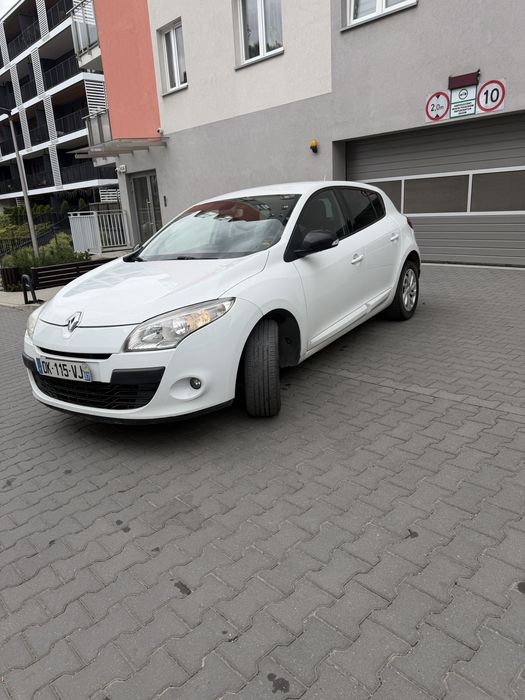 Renault Megane_1.6_B/Gaz_10/11r_Navi_BezRdzy_BezWkladu_OrgLakier