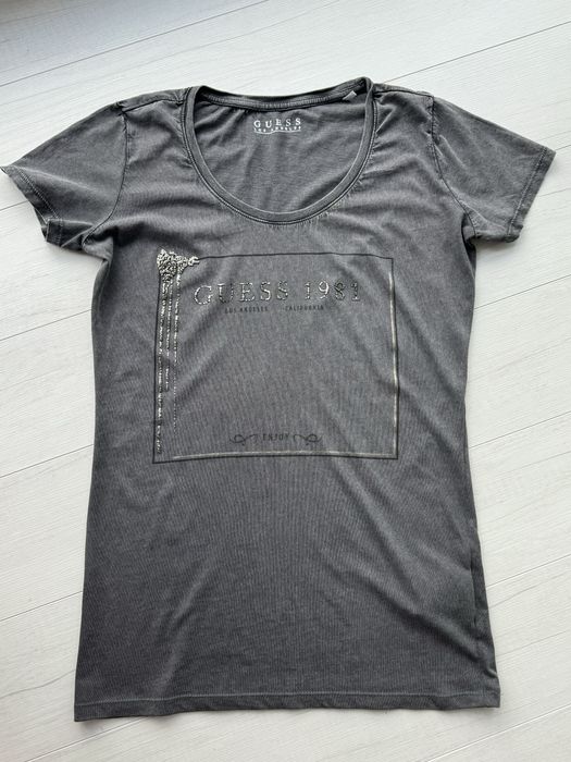футболка diesel  s m розмір жіноча