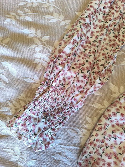 Vestido florido rosa e branco novo