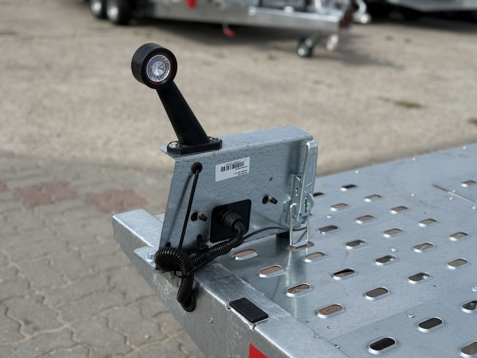 Laweta uchylna hydraulicznie TEMARED CARKEEPER 4820/3 DMC:3.5T