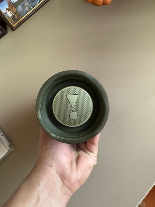 Колонка JBL charge 4
