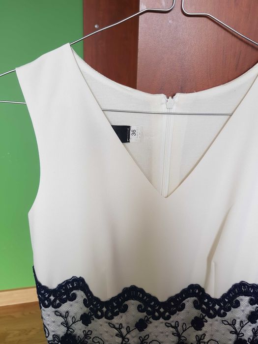 Sukienka kremowo- niebieska