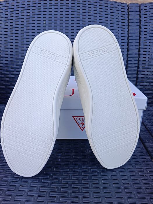 Sneakersy Guess męskie rozmia 42 , nowe z metką
