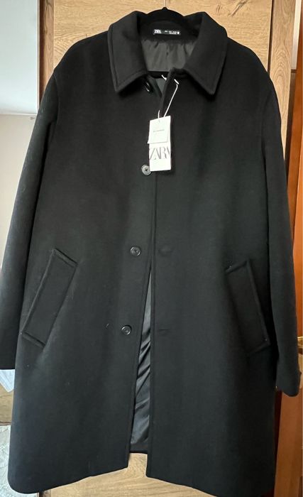 Чоловіче пальто ZARA