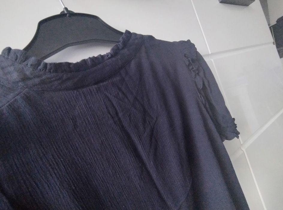 House ,piękna ekegancka czarna bluzeczka rozmiar S