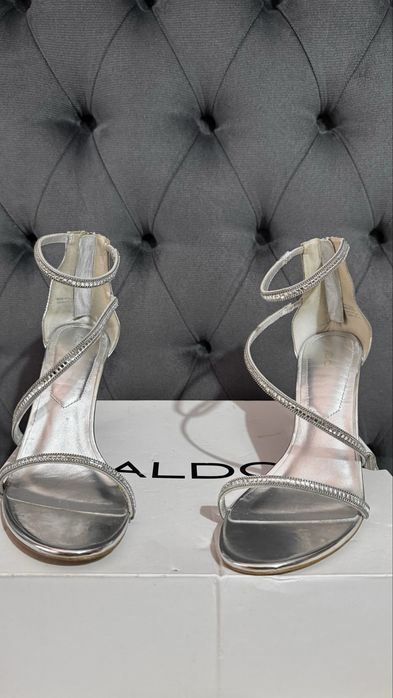 Sandalias ALDO como novas