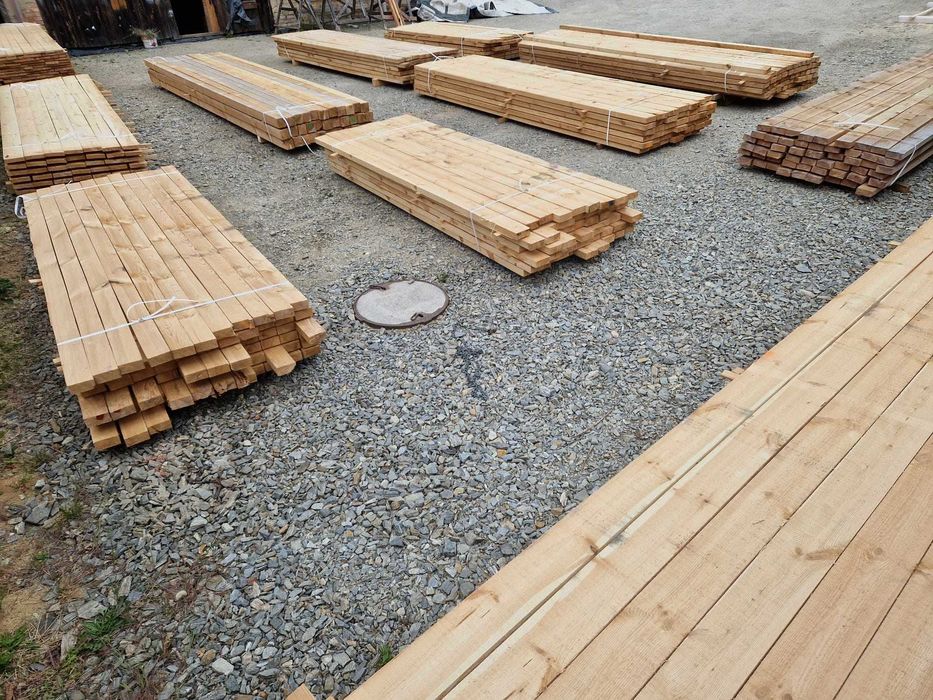 Drewno konstrukcyjne C24 / Więźba dachowa / podbitka / łata