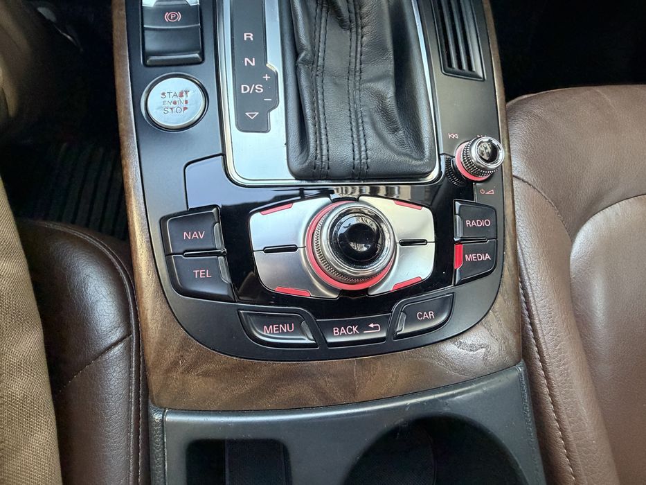 Продам Audi A4 B8