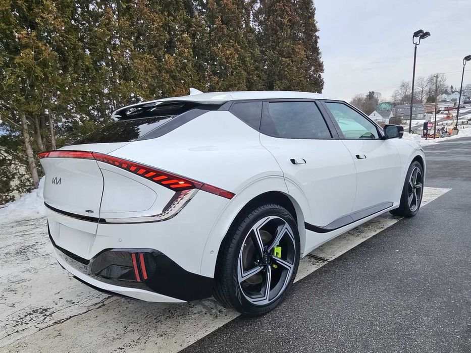 Kia EV6 GT      2023