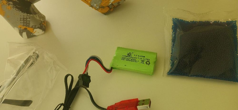 Автомат на орбизах АК 47