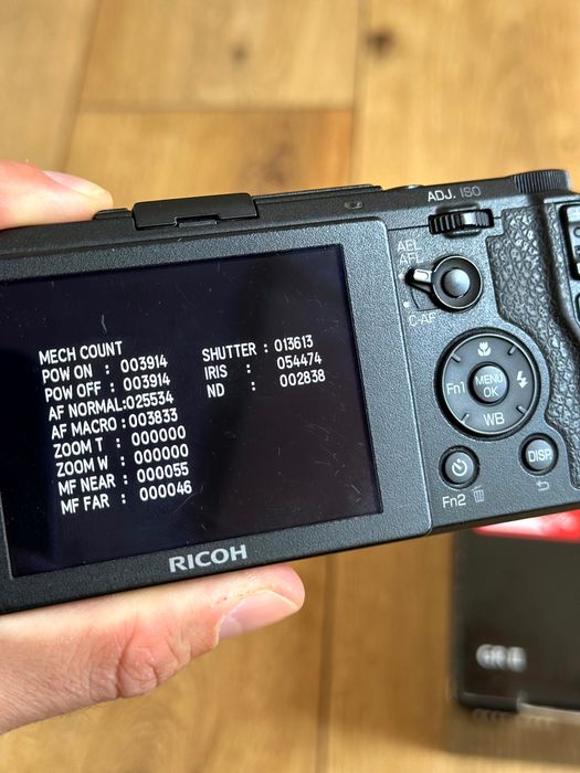 Aparat Ricoh GR II
