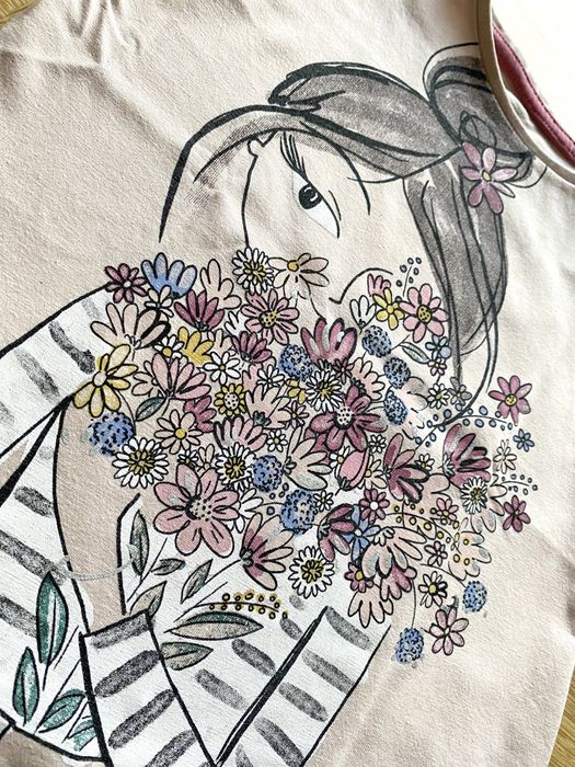 Bluzeczka/ t-Shirt, dziewczyna z kwiatami, roz. 116 cm