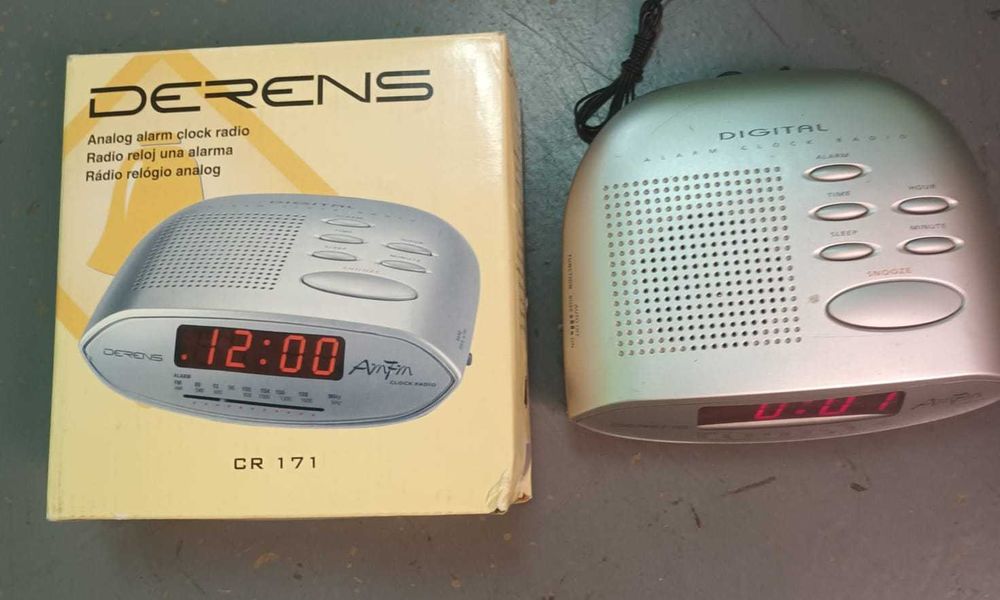 Novo - Rádio Despertador Derens