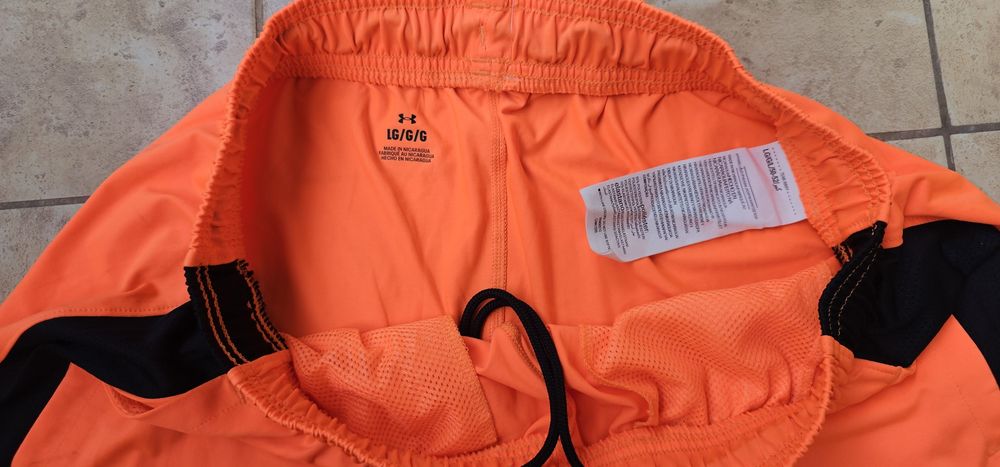 Under Armour Nowe szorty kąpielowe męskie rozmiar L wymiary na zdjęcia