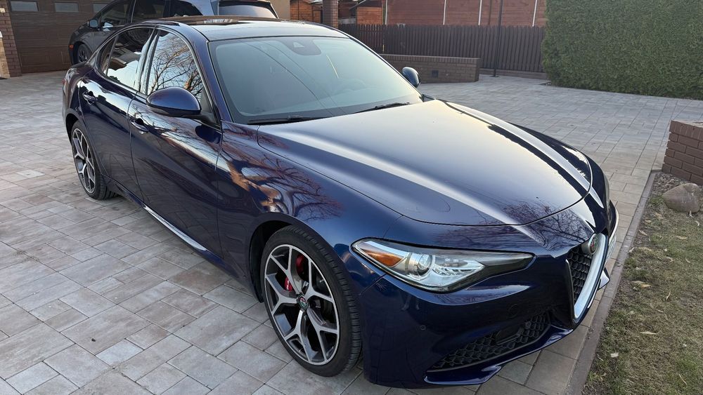 Alfa Romeo Giulia Alfa Romeo Giulia