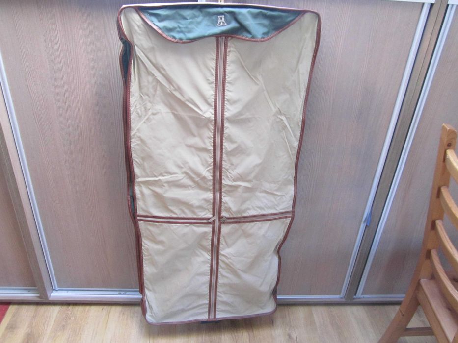 Pokrowiec na garnitur Samsonite