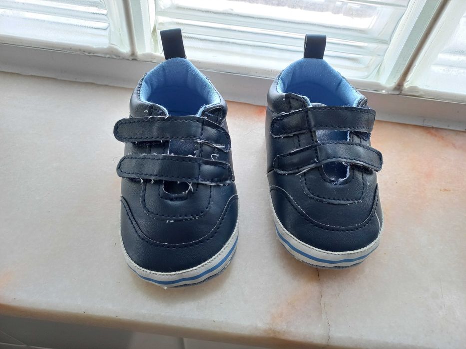 Sapatos de bebé tam 18/19