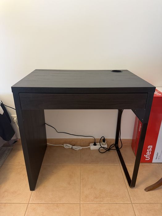 Vendo mesa de secretaria