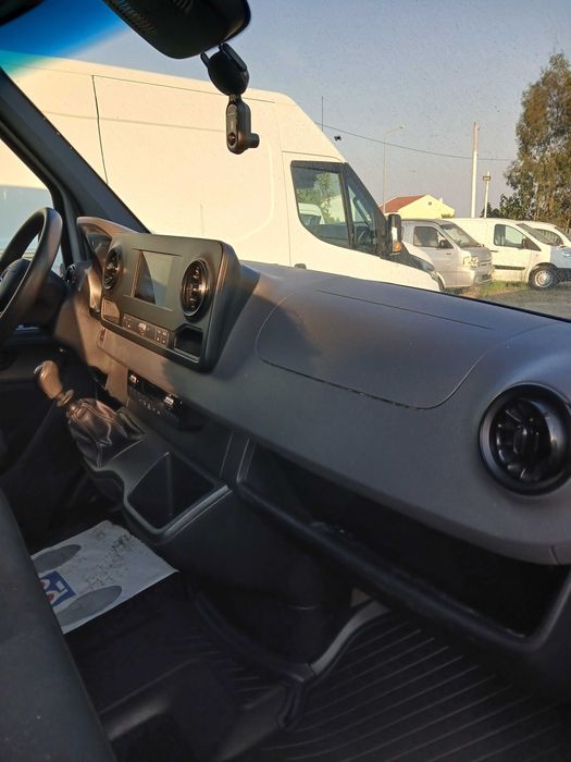 Mercedes Benz Sprinter
