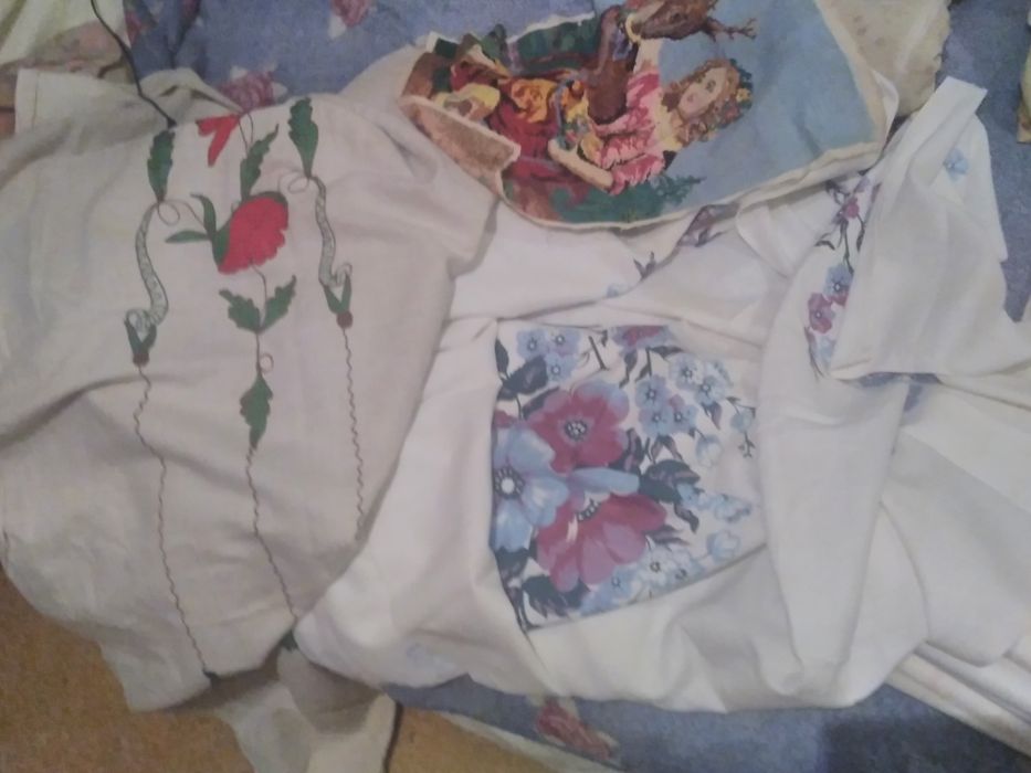 Носовые платочки,полотенца продам