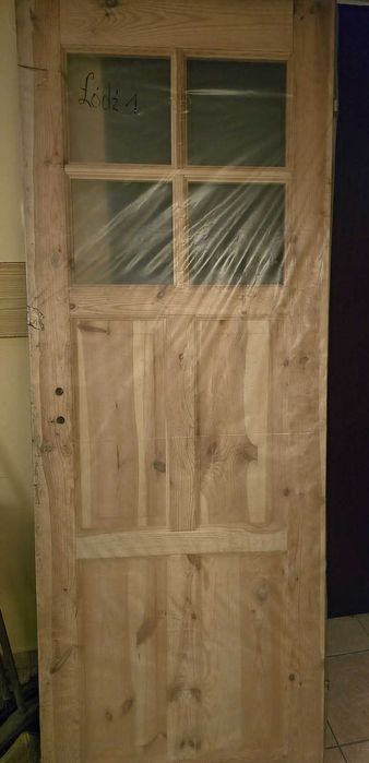 Drzwi drewniane sosnowe - 70, 80, 90 prawe