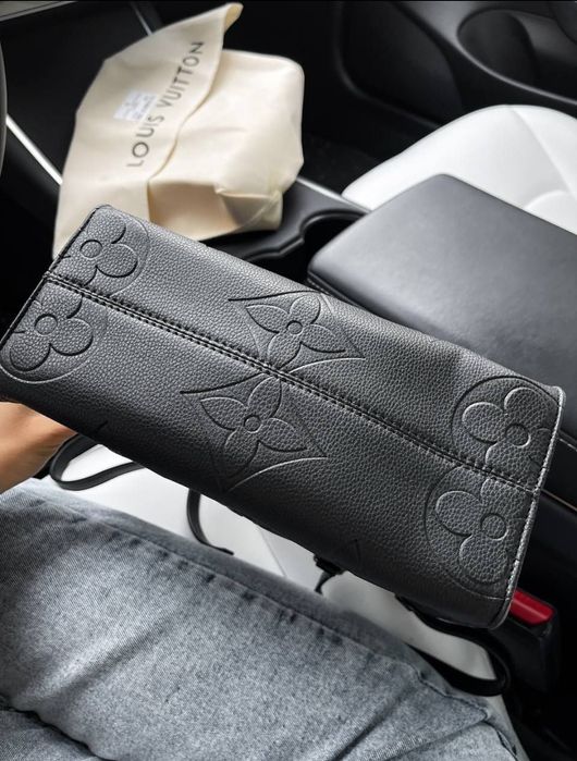 Шкіряна брендова жіноча сумка