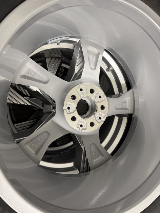 Nowe oryginalne koła zimowe alufelgi 20 BMW iX3 NA5