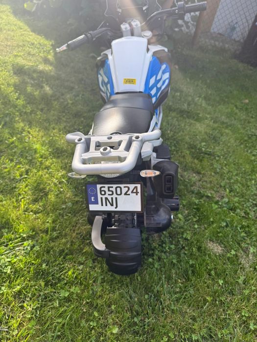 Motorek elektryczny BMW