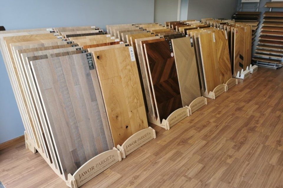 Parkiety podłogi cyklinowanie