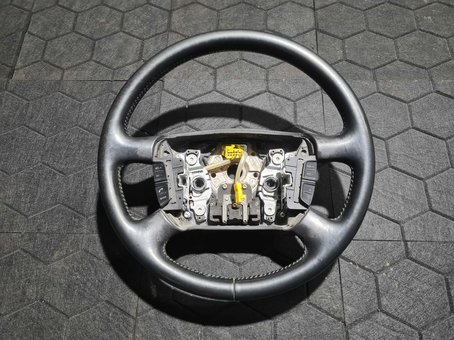 VW Transporter T5 kierownica multifunkcja skóra Multivan sterowanie
